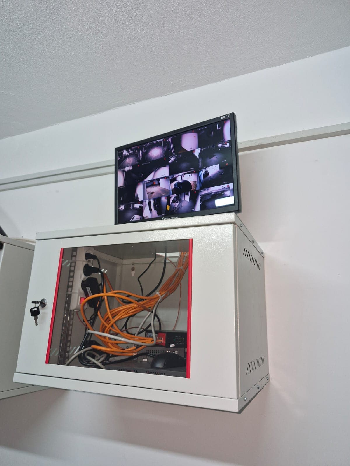 Altındağ Güvenlik Kamera Kayıt Cihazı ve Ağ Kabini Kurulumu - Aktaş Elektrik